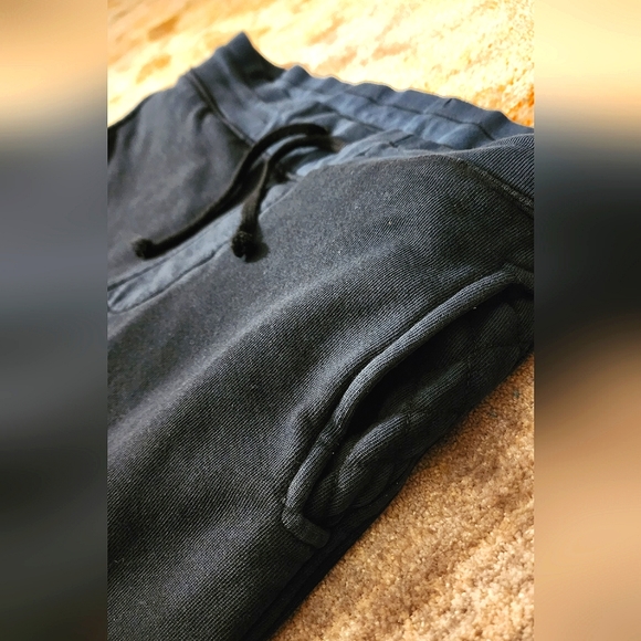 Cotton Citizen Grungy Gentleman Quilted Sweatpant - Sold Out Online - Picture 11 of 14